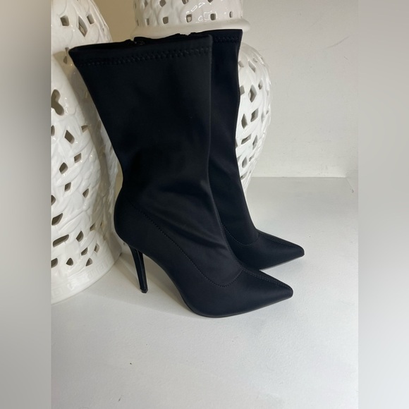 OLIVIA THOMPSON Heeled Boots - Black - Ladies size 8 - Picture 4 of 7